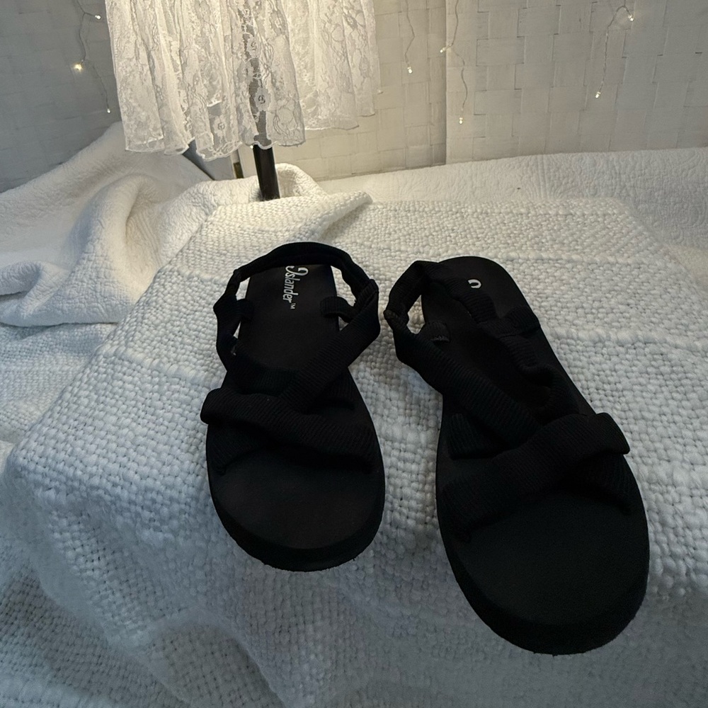 Islander Black Women's Sandals
